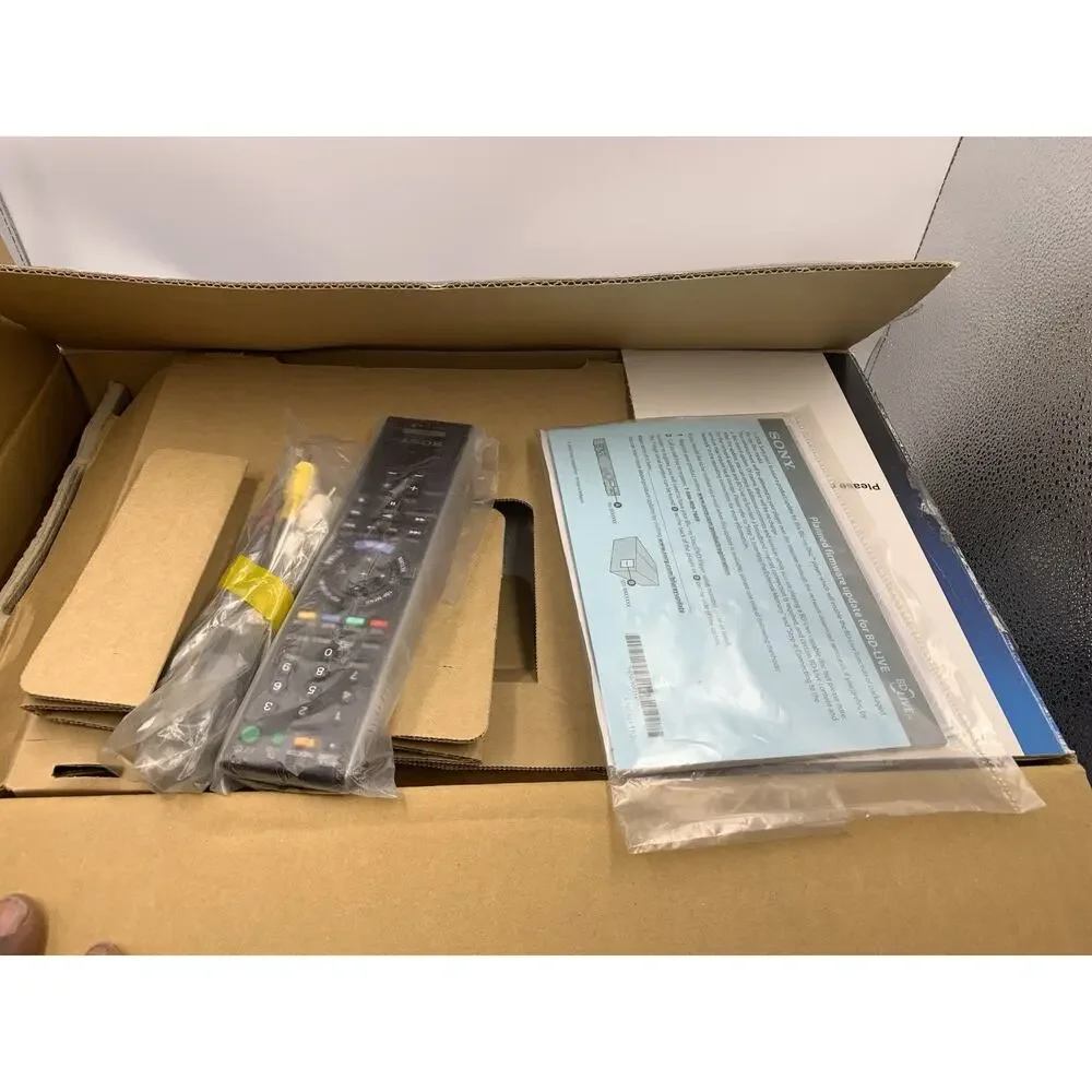 Sony BDP-S350 Blu-Ray Disc Player DVD Player New